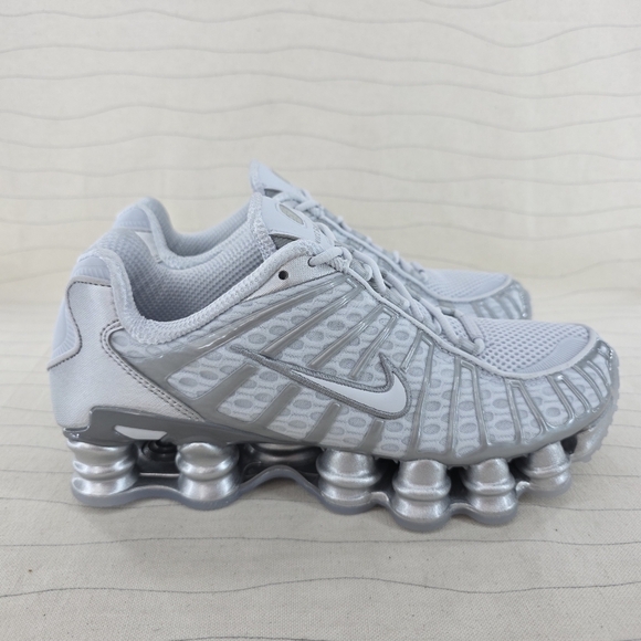 Nike Womens Shox TL Pure Platinum Metallic Silver Shoes Sneakers AR3566-003 Sz 8 - Picture 1 of 10